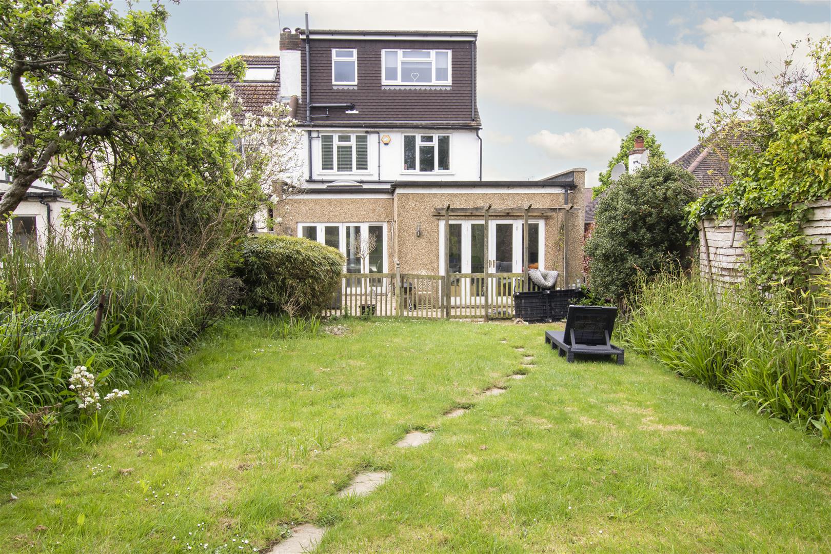 Strafford Gate, Potters Bar Lanes Estate Agents